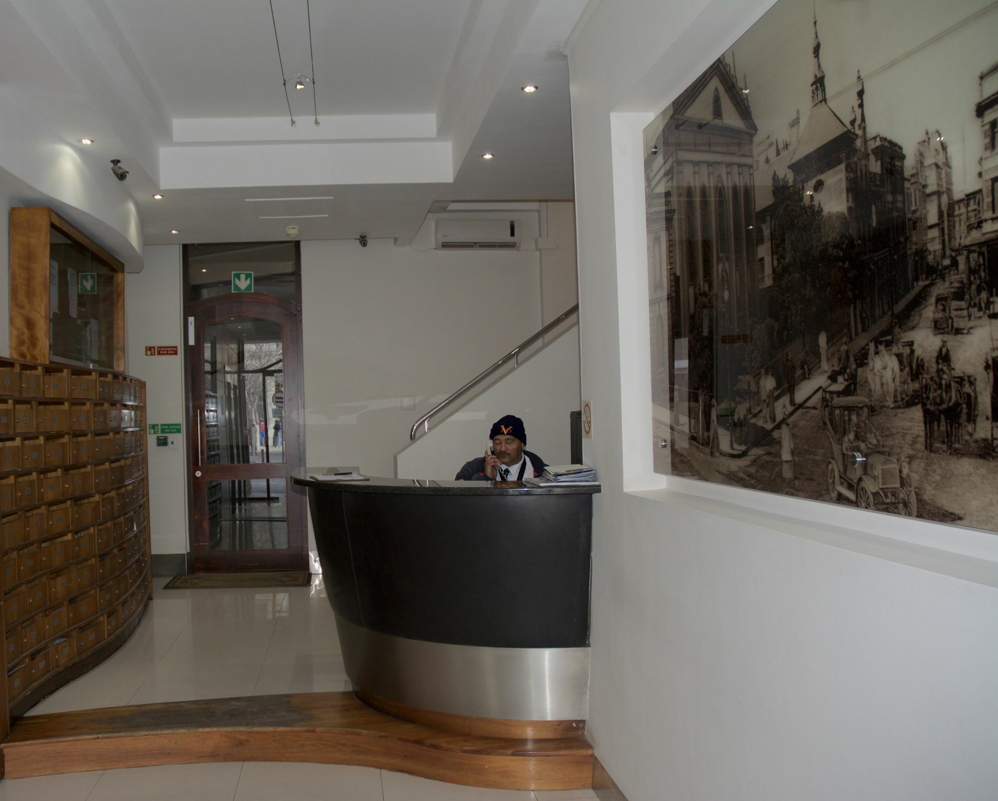 Avenue One Apartments Cape Town Exterior photo